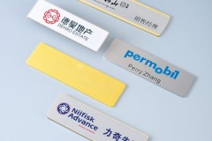 企业LOGO徽章定制选购指南