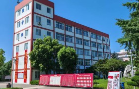 复读培训机构办学体系解析：南通如皋华博的教研特色与服务配置